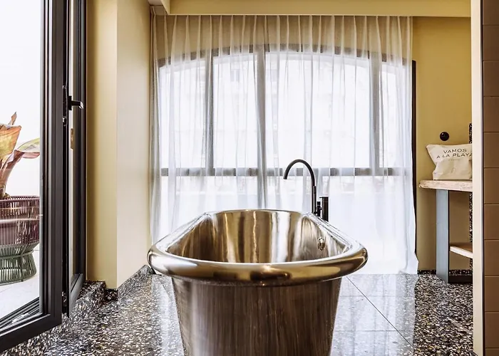 Le Garage 4* Biarritz