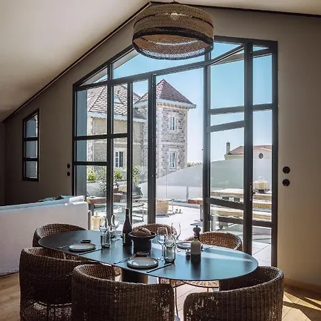 Le Garage 4* بياريتز