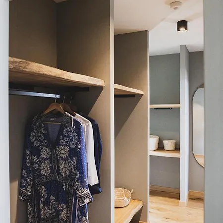 Le Garage 4* بياريتز